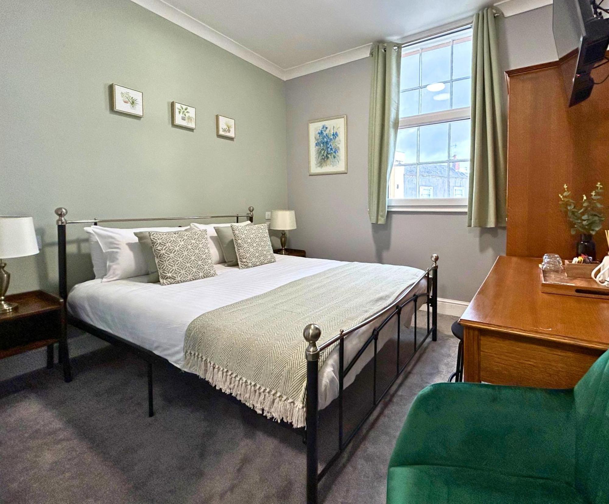 The Windmill Hotel Alford  Bagian luar foto